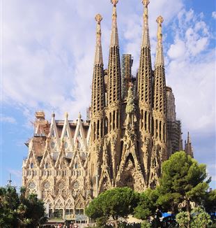 Sagrada Familia. Wikimedia Commons